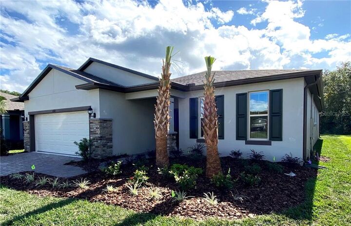 Property Photo: 16967 Basswood Lane FL 34714