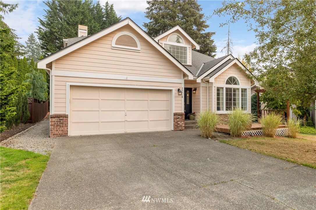 Property Photo:  25518  224th Court SE  WA 98038 