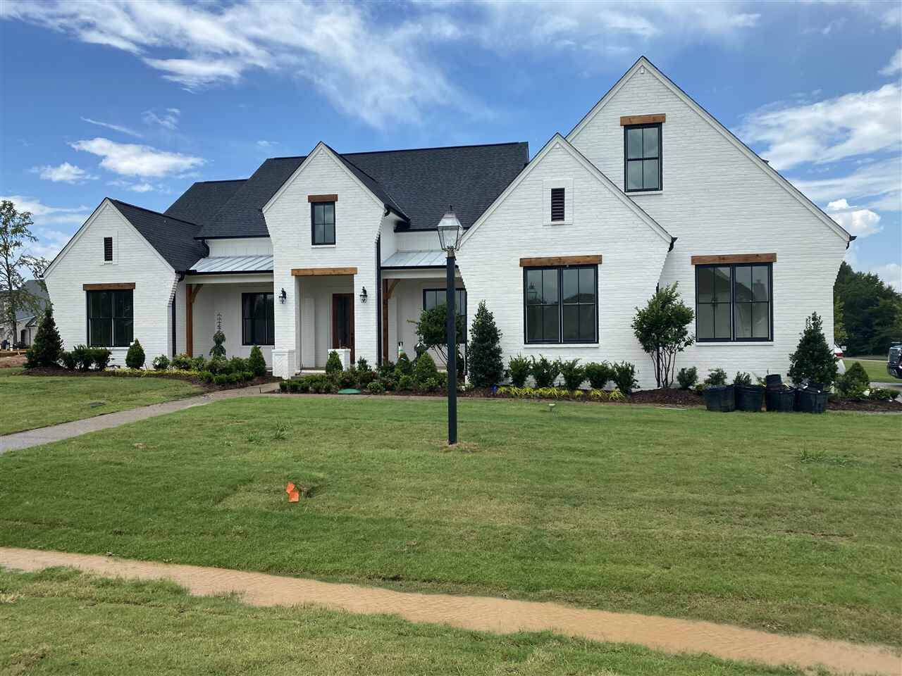 Property Photo: 20 Jay Cv TN 38017