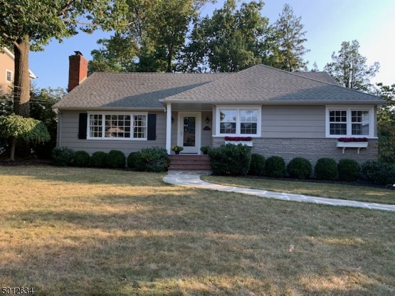 Property Photo:  11 Wordsworth Rd  NJ 07078 