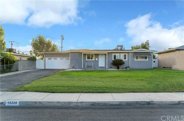 Property Photo:  10226 Saratoga Avenue  CA 91763 