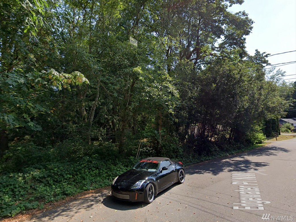 Property Photo: 26350 Edgewater Place NW WA 98370