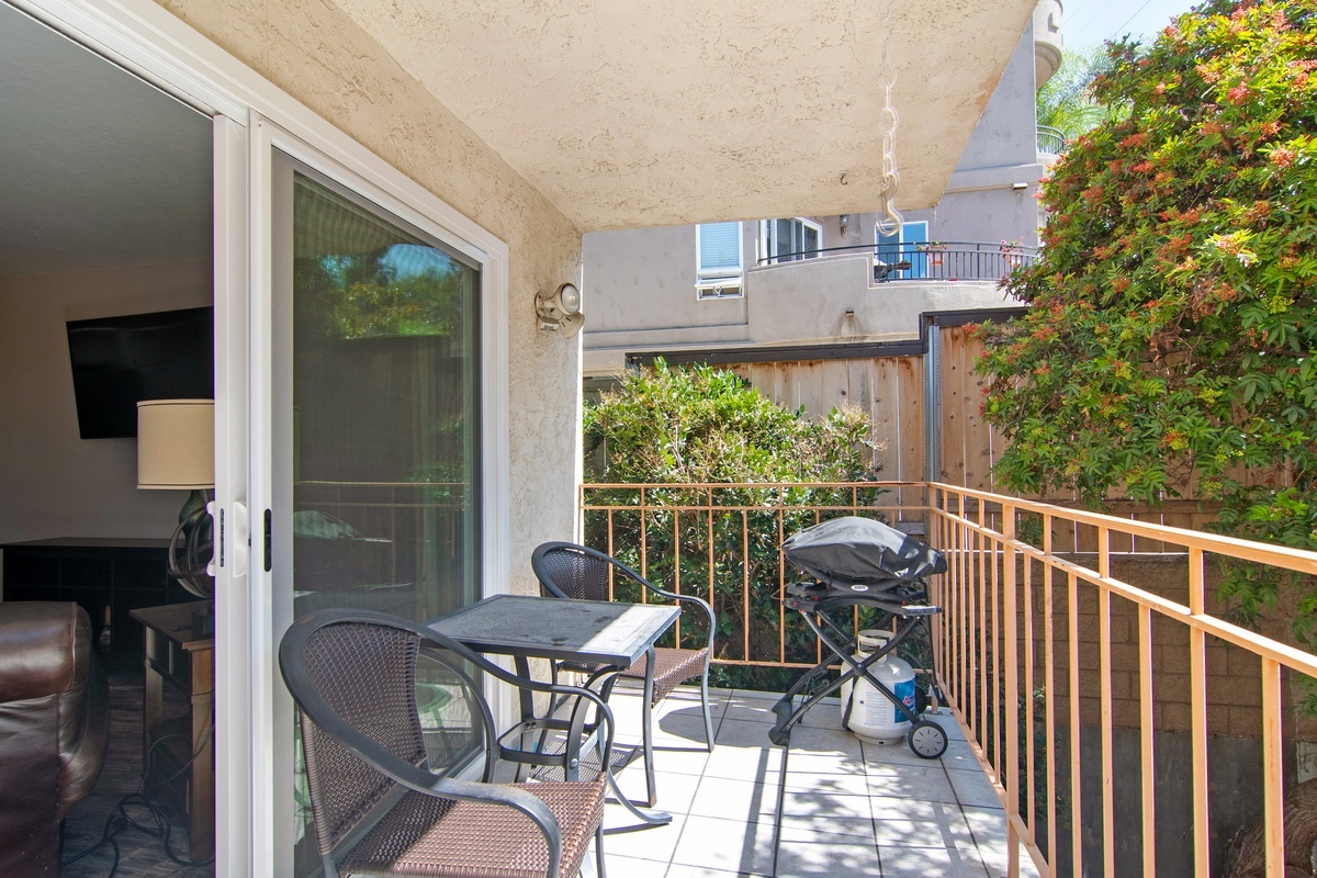 Property Photo:  5920 Riley Street 1  CA 92110 