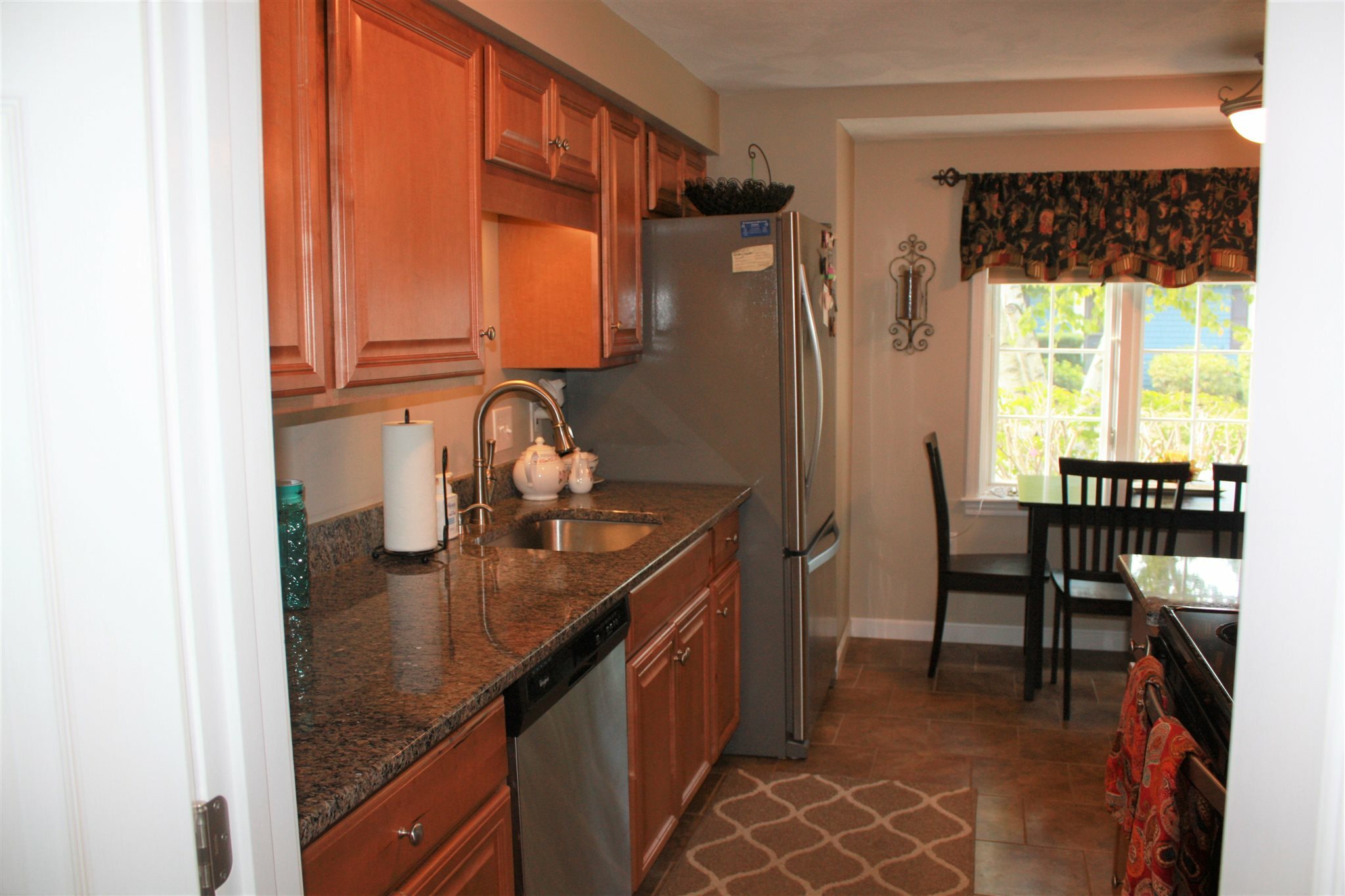 Property Photo:  23 Colonial Square  NH 03458 