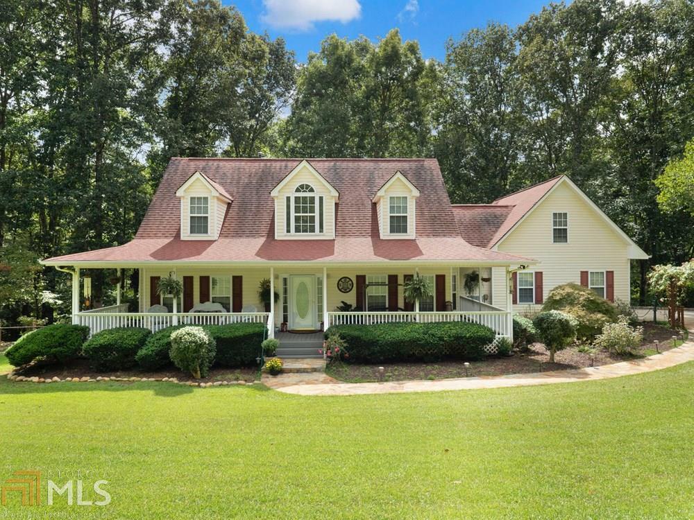 Property Photo: 1213 Mill Run Dr GA 30655