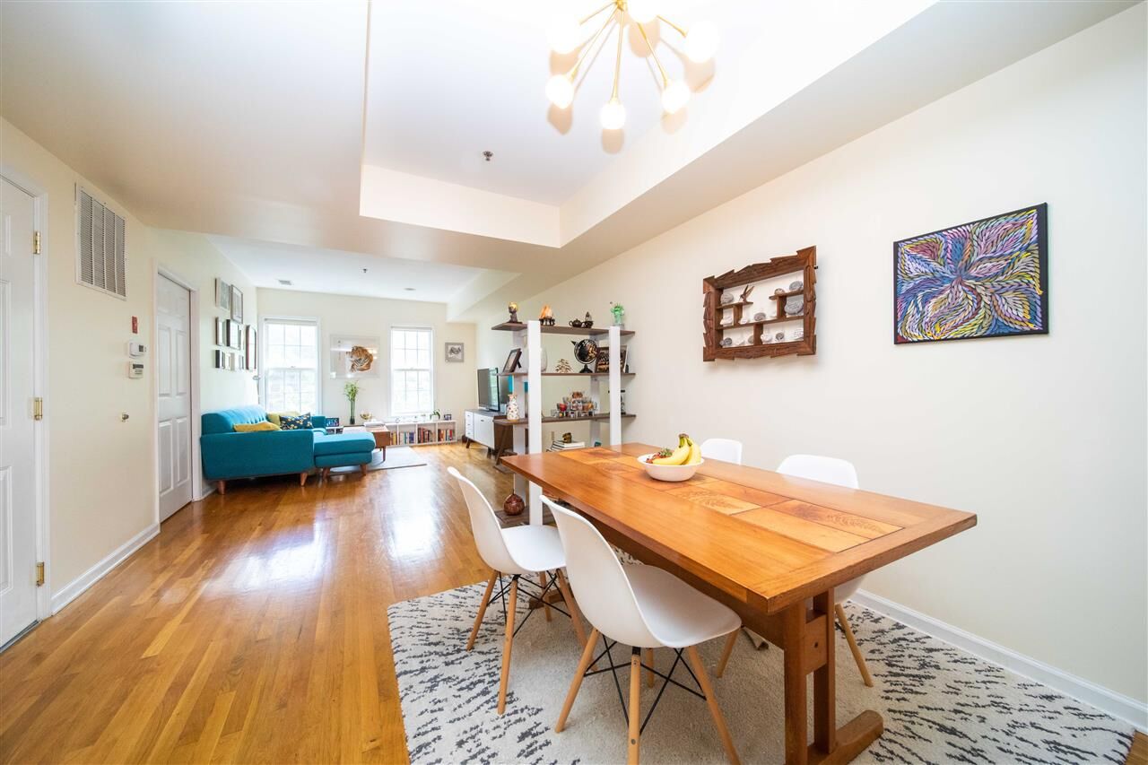 Property Photo:  250 6th St 2  NJ 07302 