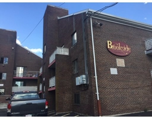 Property Photo: 126 Beaver St 180 MA 01702