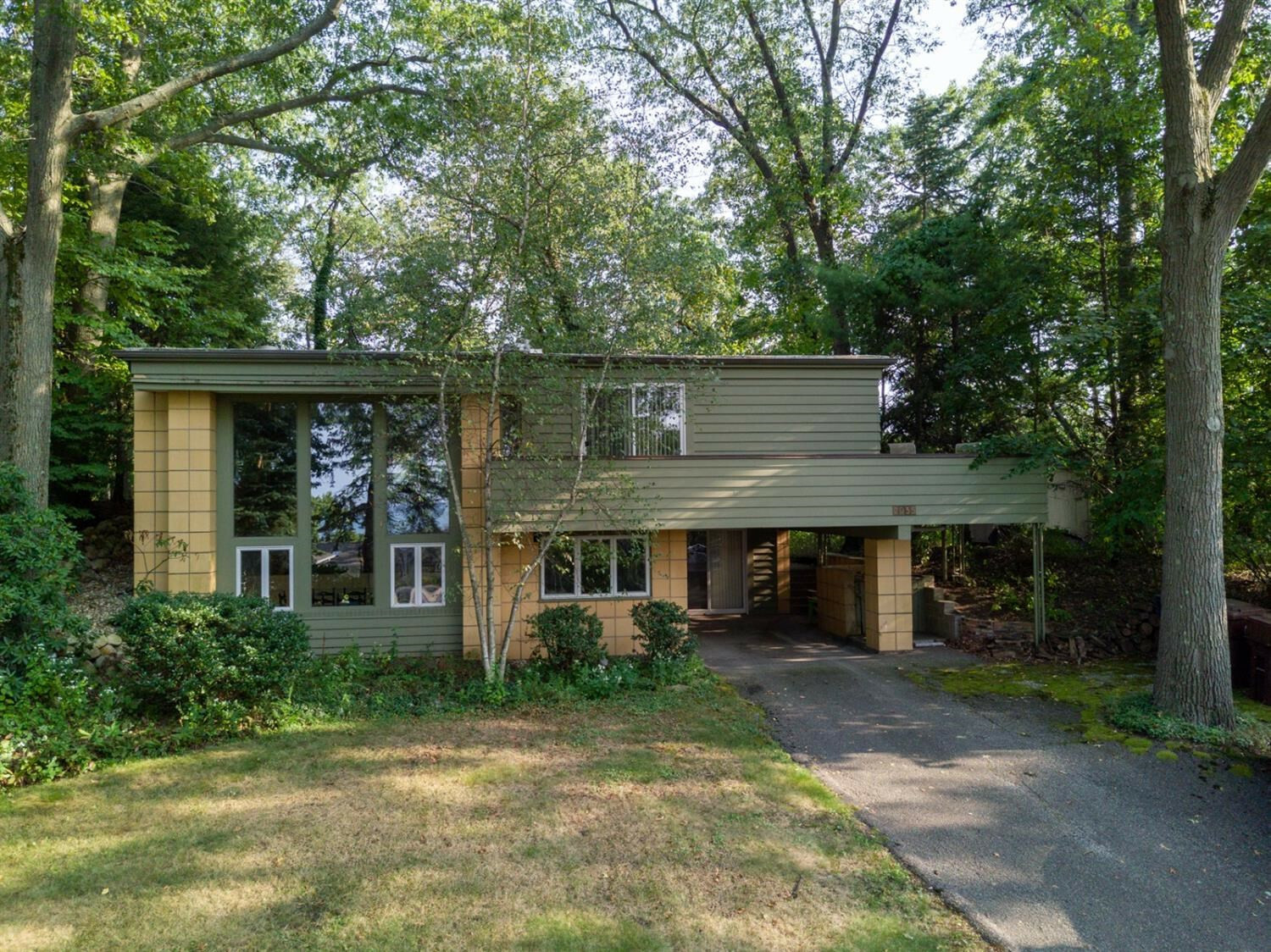 Property Photo:  2935 Ridge Road  IN 46360 