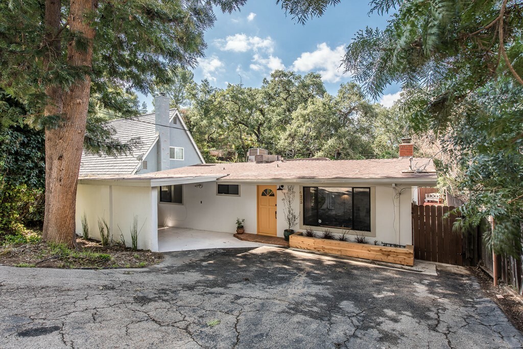 Property Photo:  4283 Morro Drive  CA 91364 