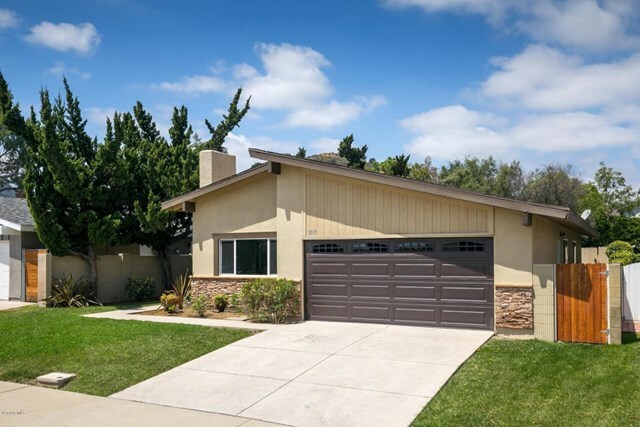 Property Photo:  5665 Meadow Vista Way  CA 91301 