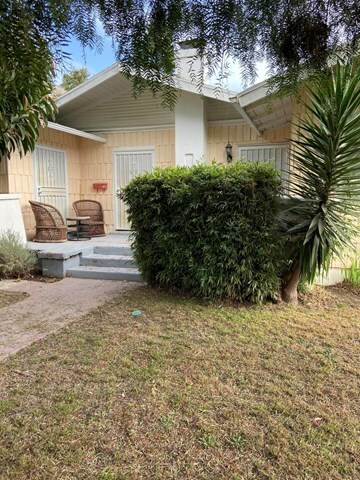 Property Photo:  708 Nowita Place  CA 90291 