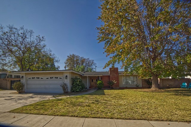 Property Photo:  1189 Ave Balsamo Avenue  CA 93065 