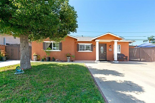 Property Photo:  1007 N Hanover Place  CA 92801 