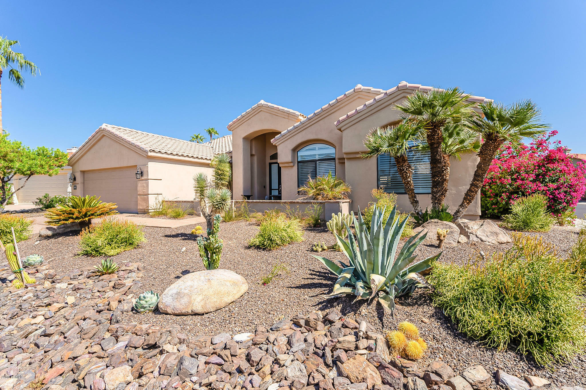 Property Photo: 9191 N 117th Way AZ 85259
