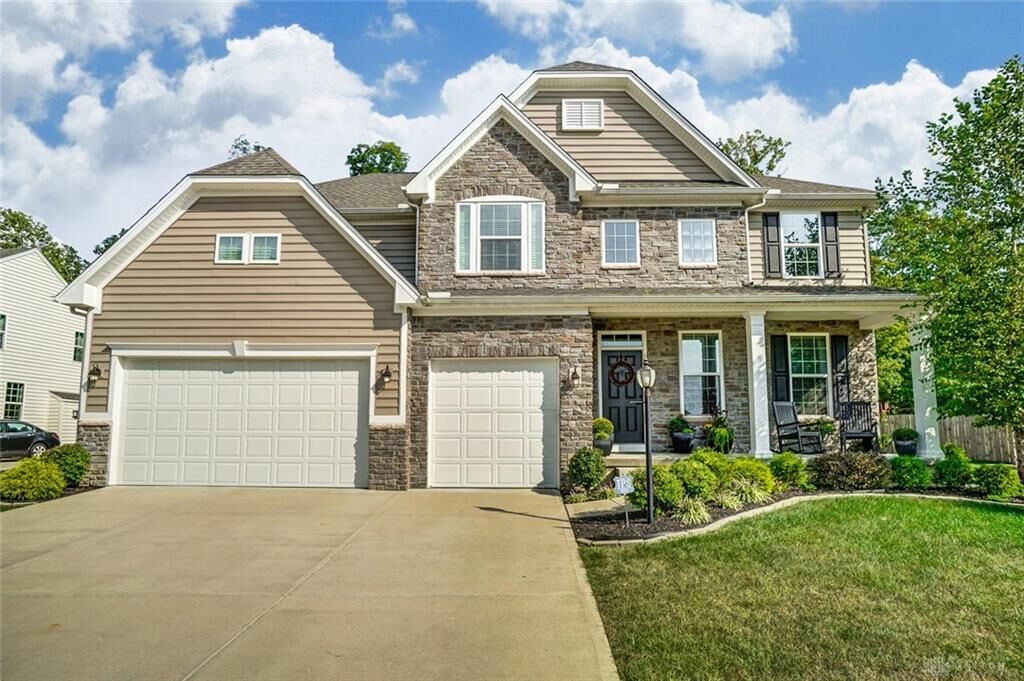 Property Photo: 399 Hyde Park Place OH 45385