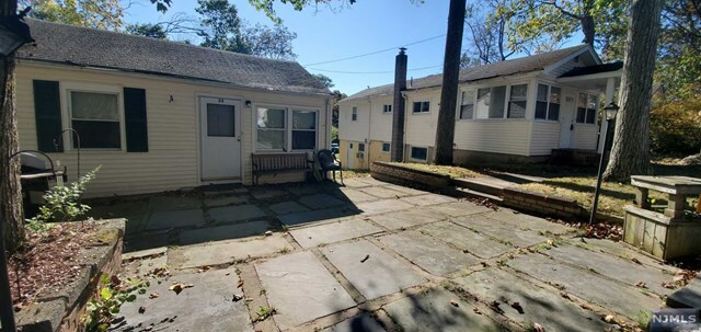 Property Photo:  33 Madison Trail  NJ 07843 