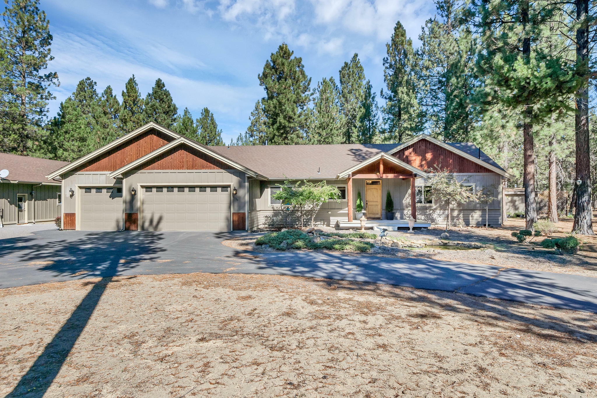 Property Photo:  15784 Lava Drive  OR 97739 