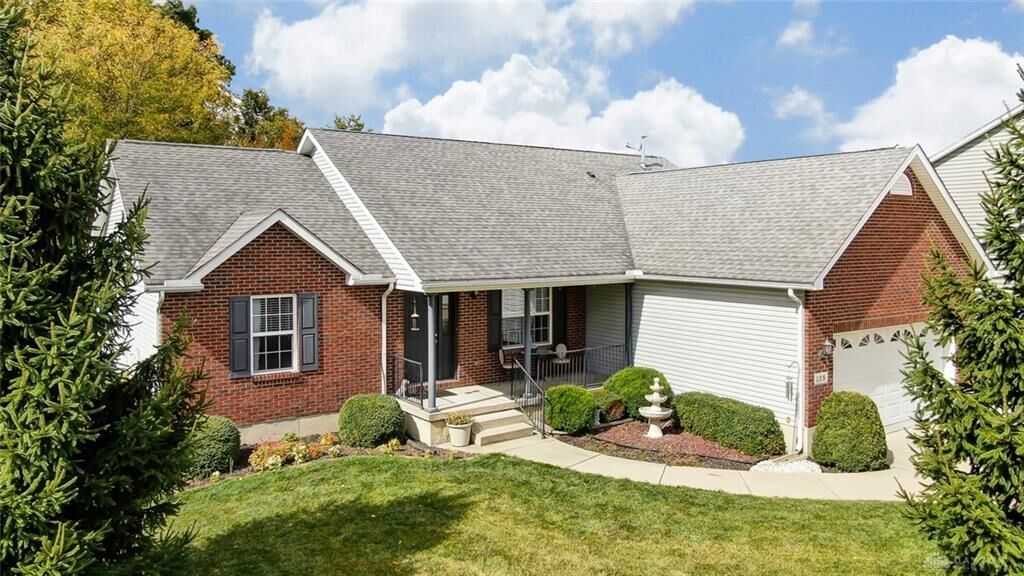 Property Photo: 128 Westrock Farm Drive OH 45322