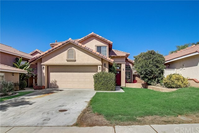 Property Photo:  39855 Tanager Trail  CA 92562 