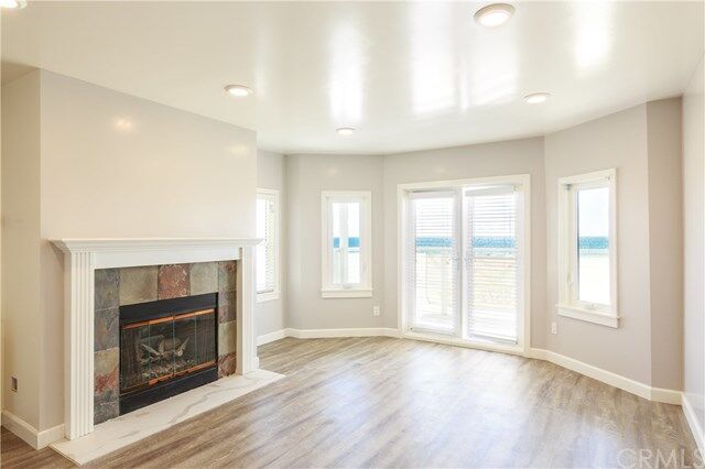 Property Photo:  1836 The Strand B  CA 90254 