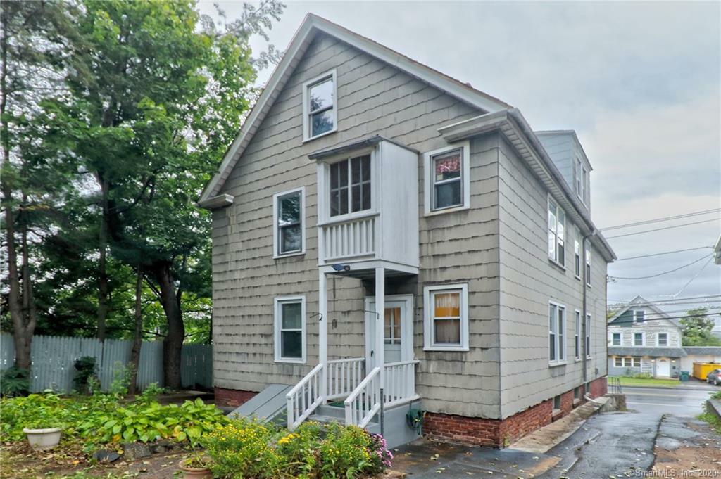 Property Photo:  1704-1706 State Street  CT 06517 