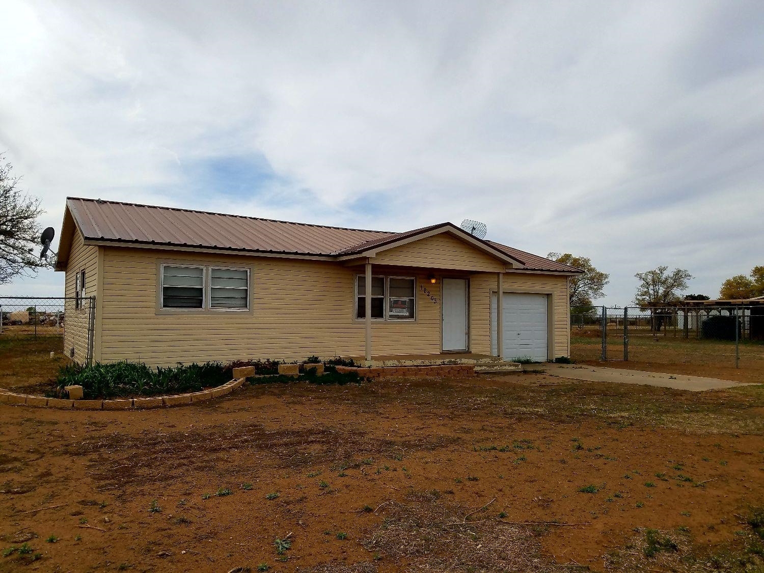 Property Photo:  12205 N Farm Road 2528  TX 79415 