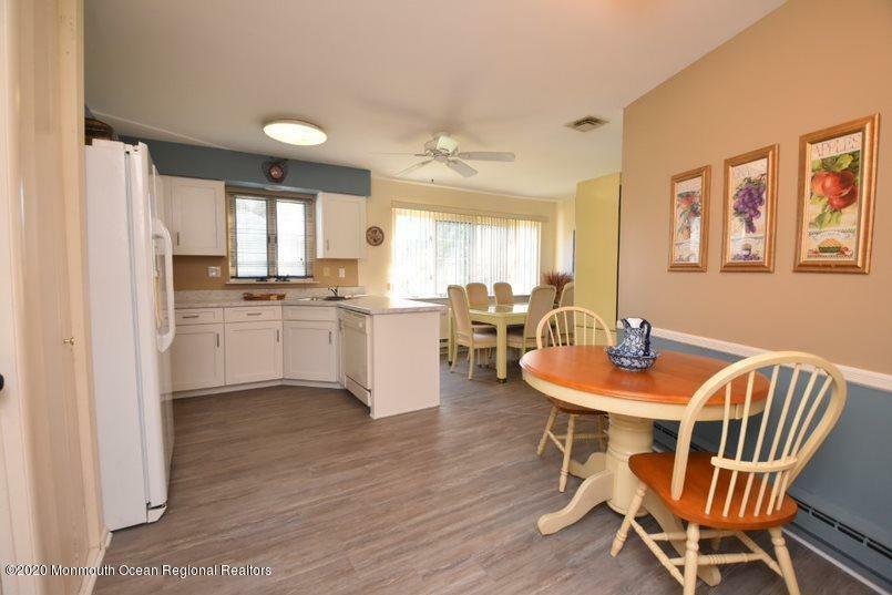 Property Photo:  59 Sidney Court  NJ 08724 