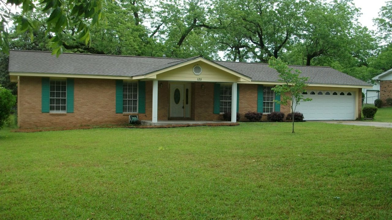 Property Photo:  125 Somerset Dr.  MS 39402 