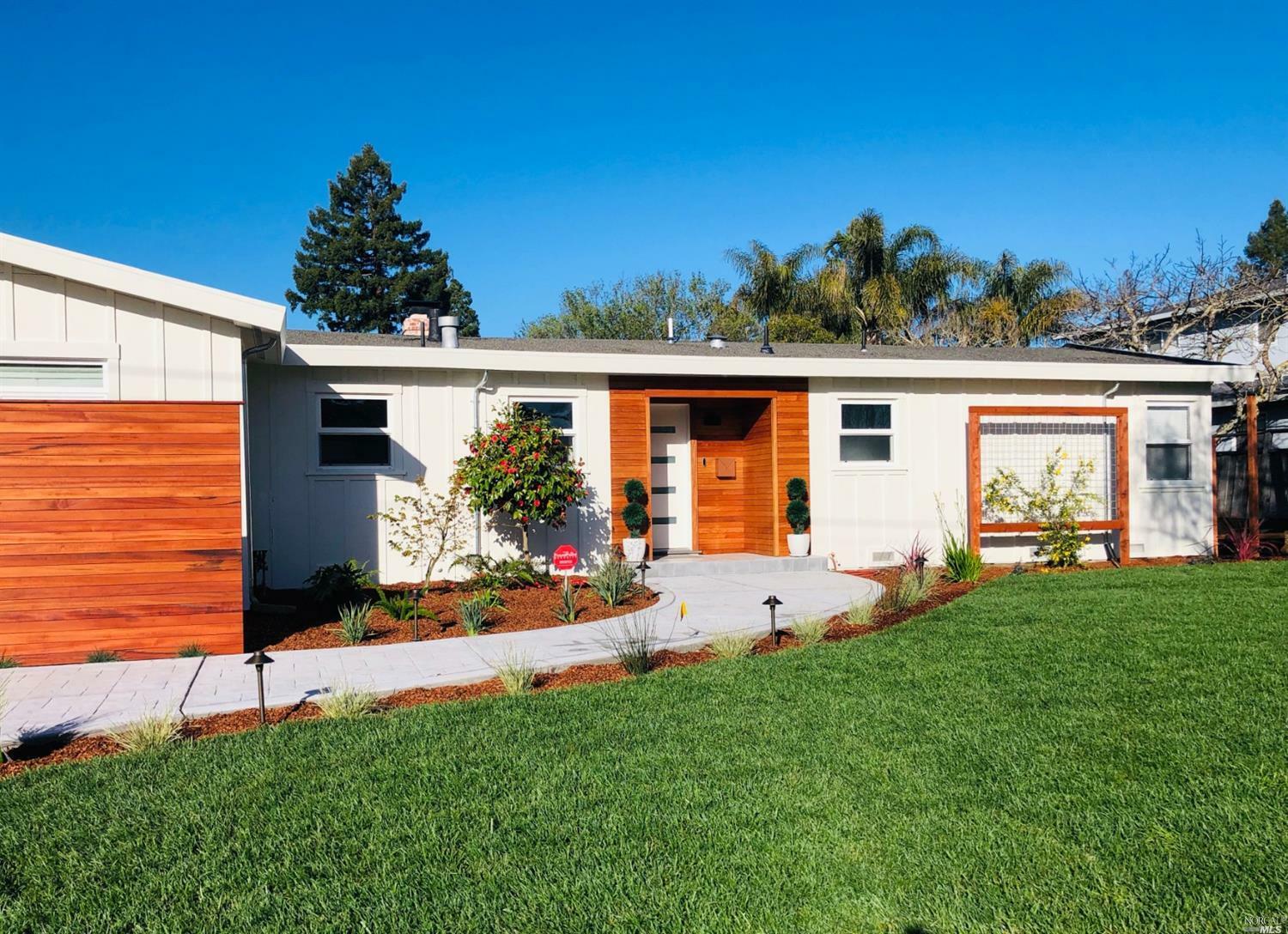 Property Photo: 1473 Pastel Lane CA 94947