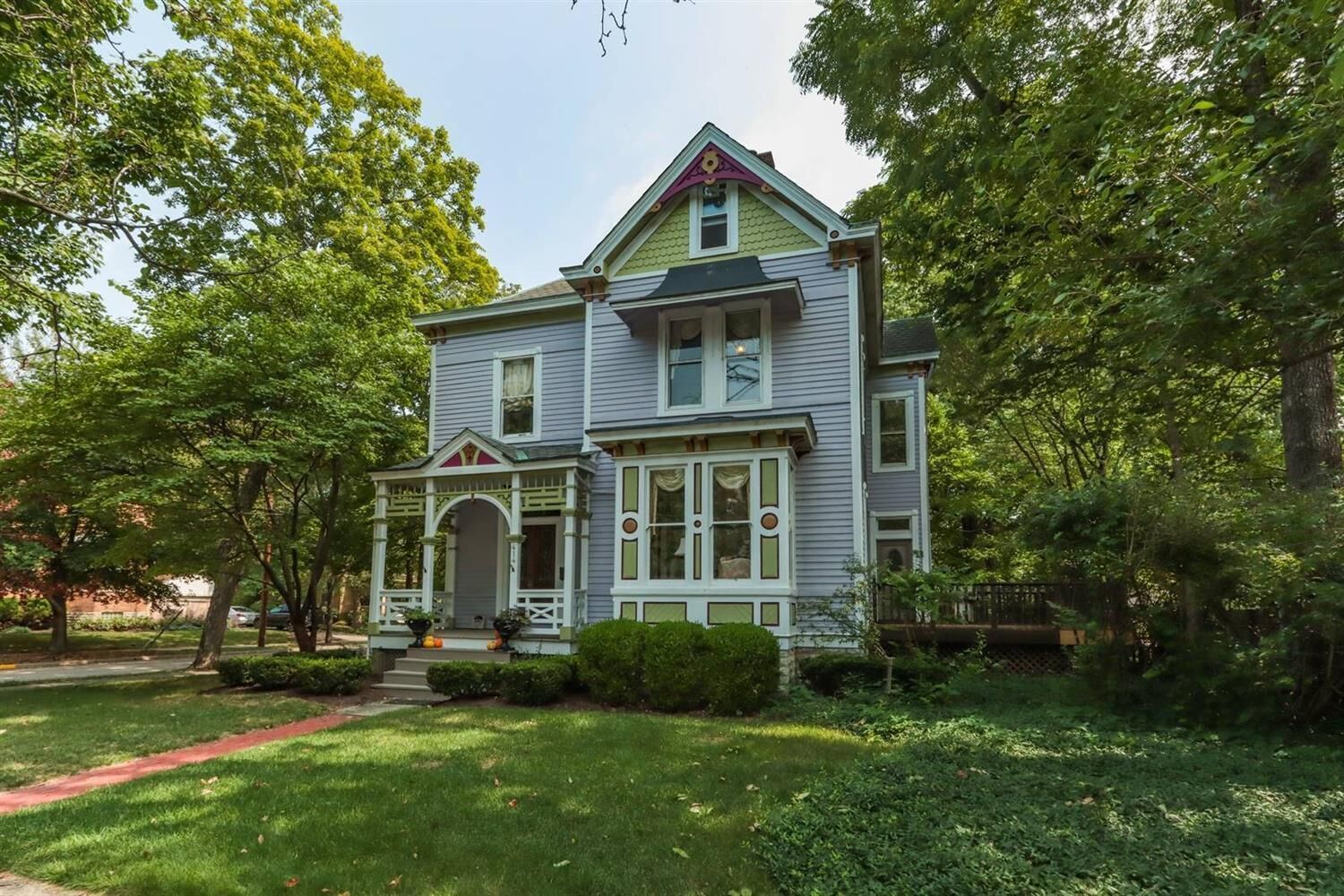 Property Photo: 414 Burns Ave OH 45215