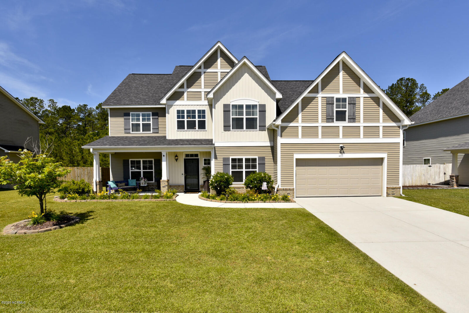 Property Photo: 403 Savannah Drive NC 28546