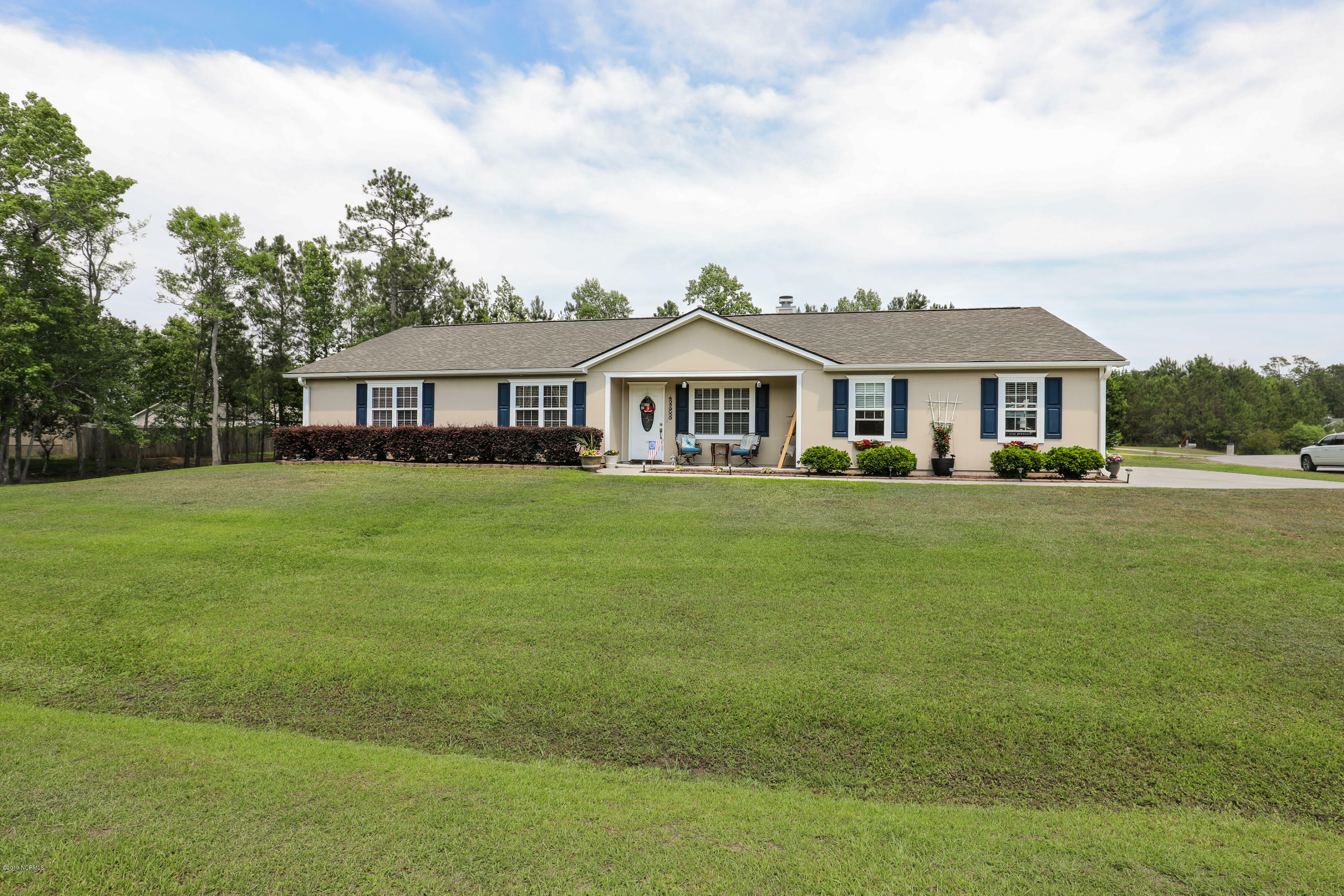 Property Photo:  201 Britton Lane  NC 28539 