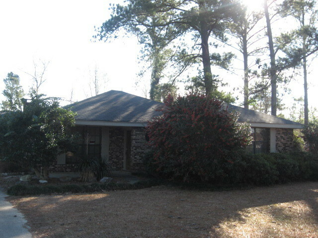 Property Photo:  113 King Blvd.  MS 39465 