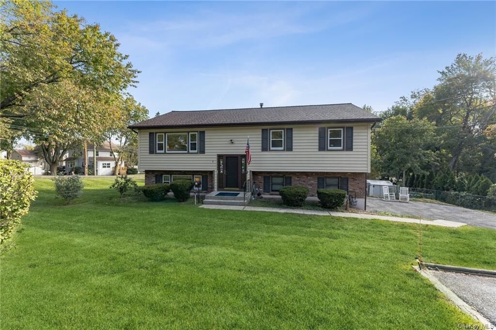 Property Photo:  4 Jerrys Avenue  NY 10954 