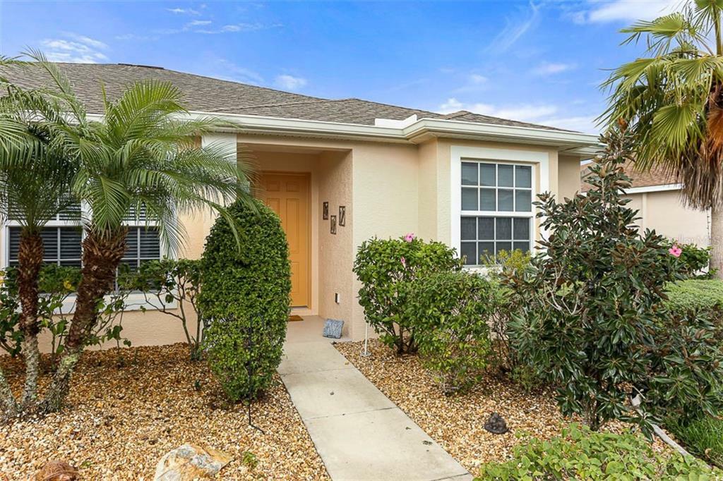 Property Photo:  1774 Dunvegan Drive  FL 33980 