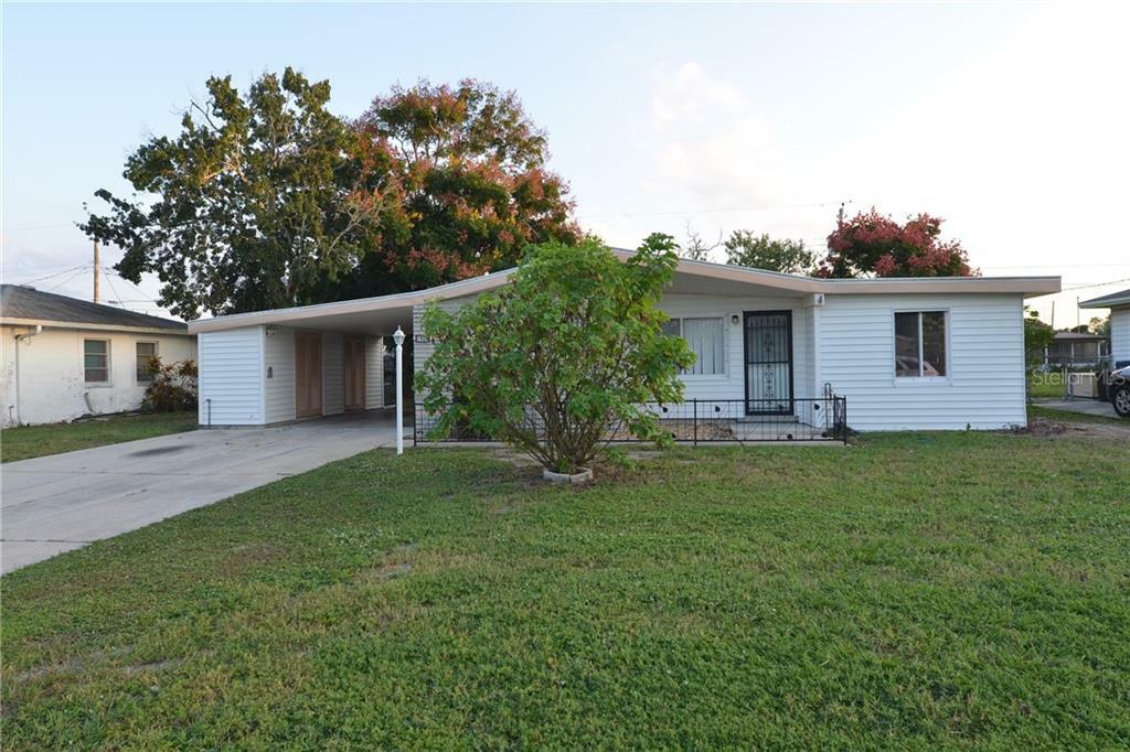 Property Photo:  2404 N Wellesley Drive  FL 34207 