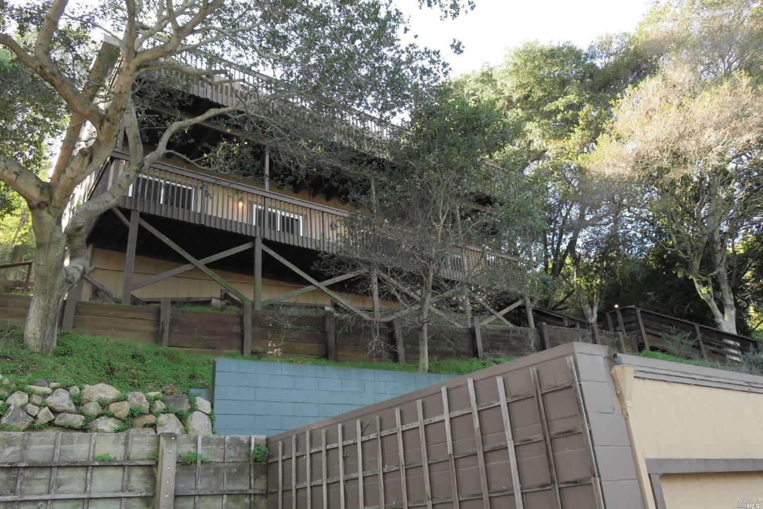 Property Photo:  111 Orange Street  CA 94901 