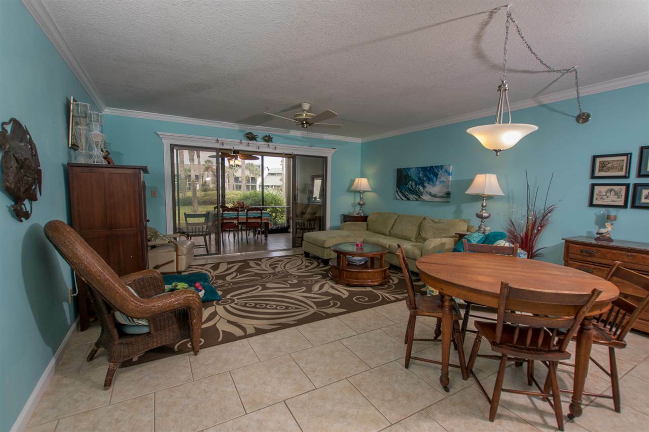 Property Photo:  33 Village Del Lago Cir  FL 32080 