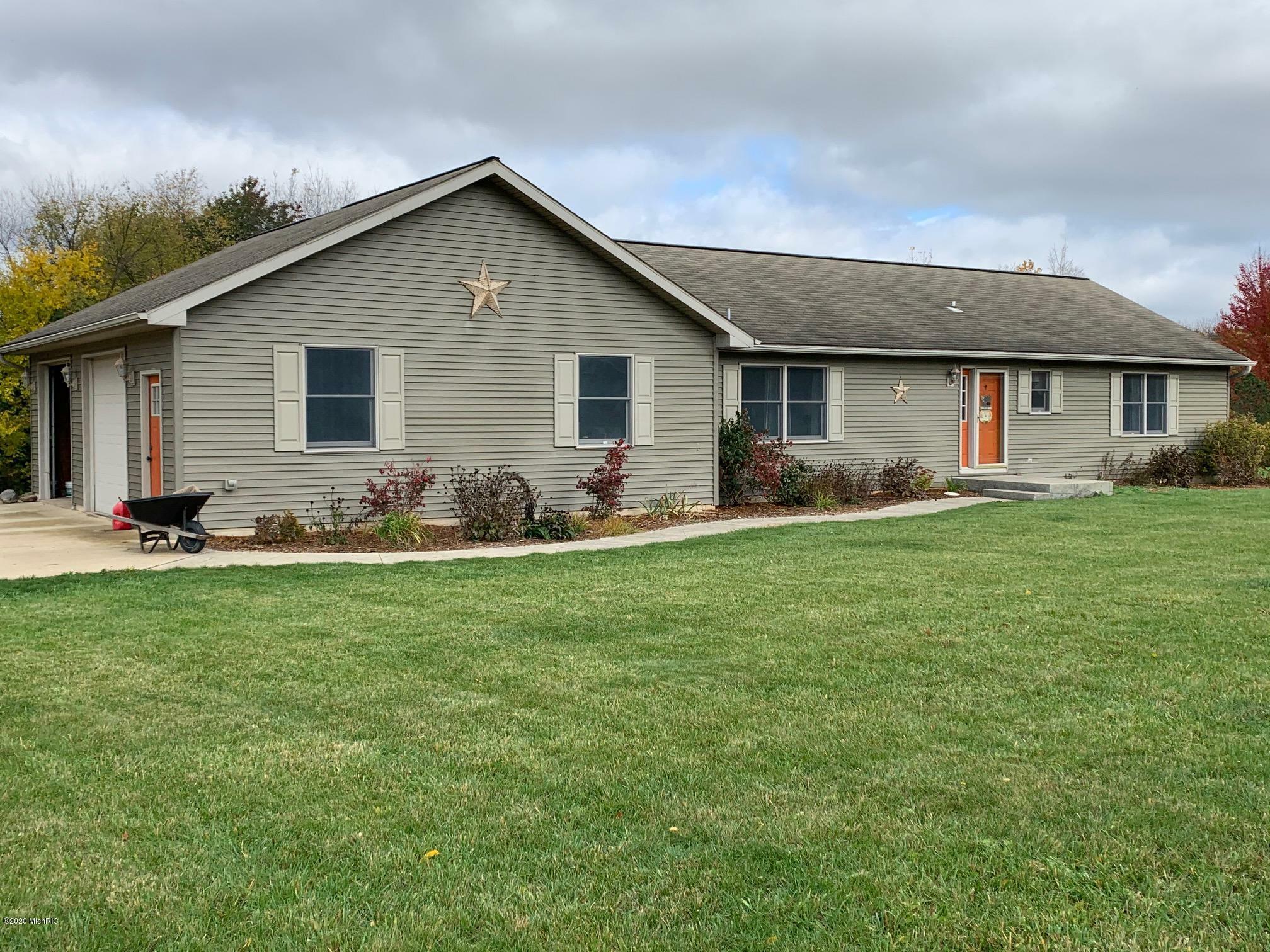 Property Photo:  7196 Arkansaw Road  MI 49227 