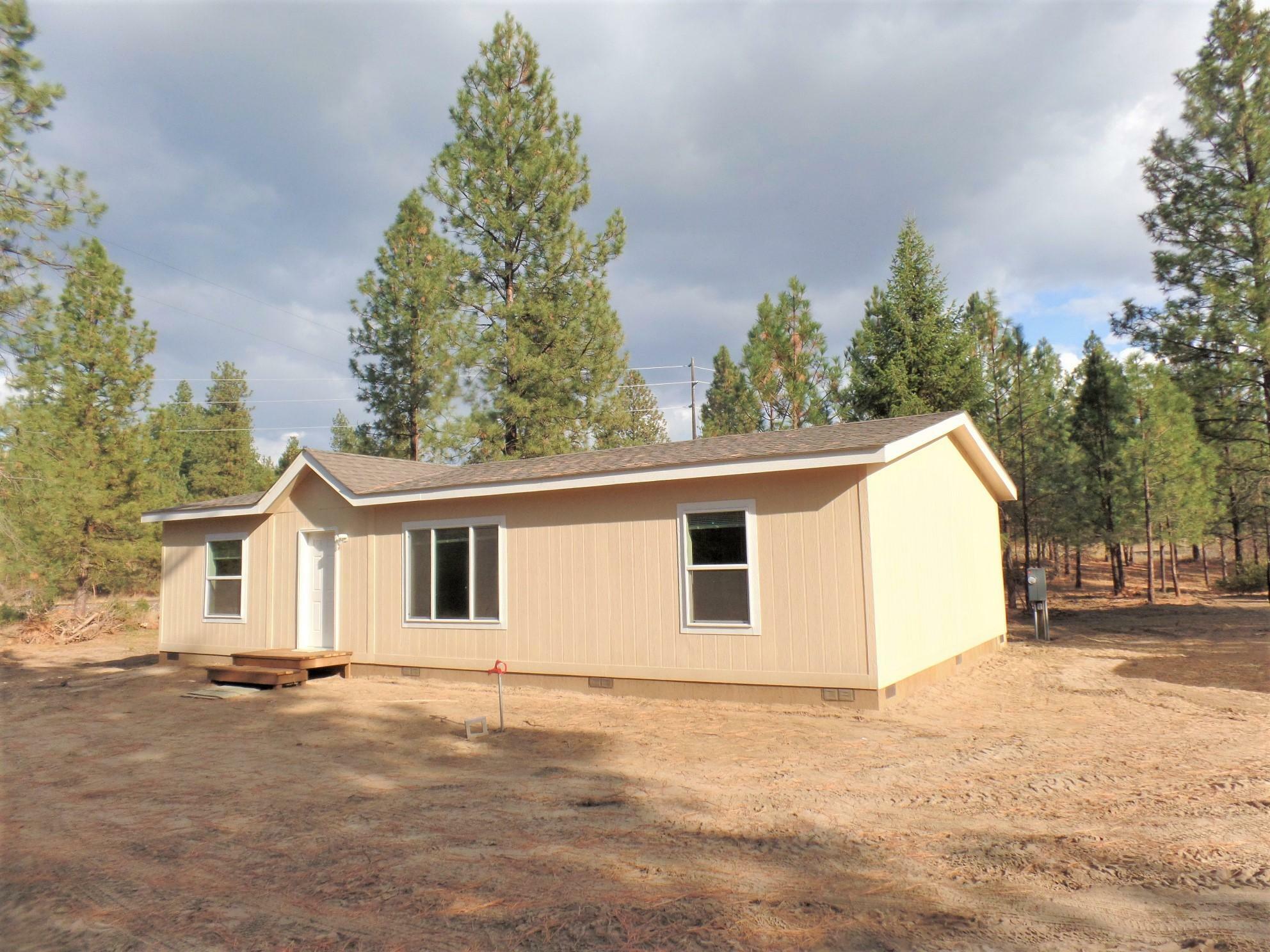 Property Photo:  1336 Sunset Way  WA 99141 