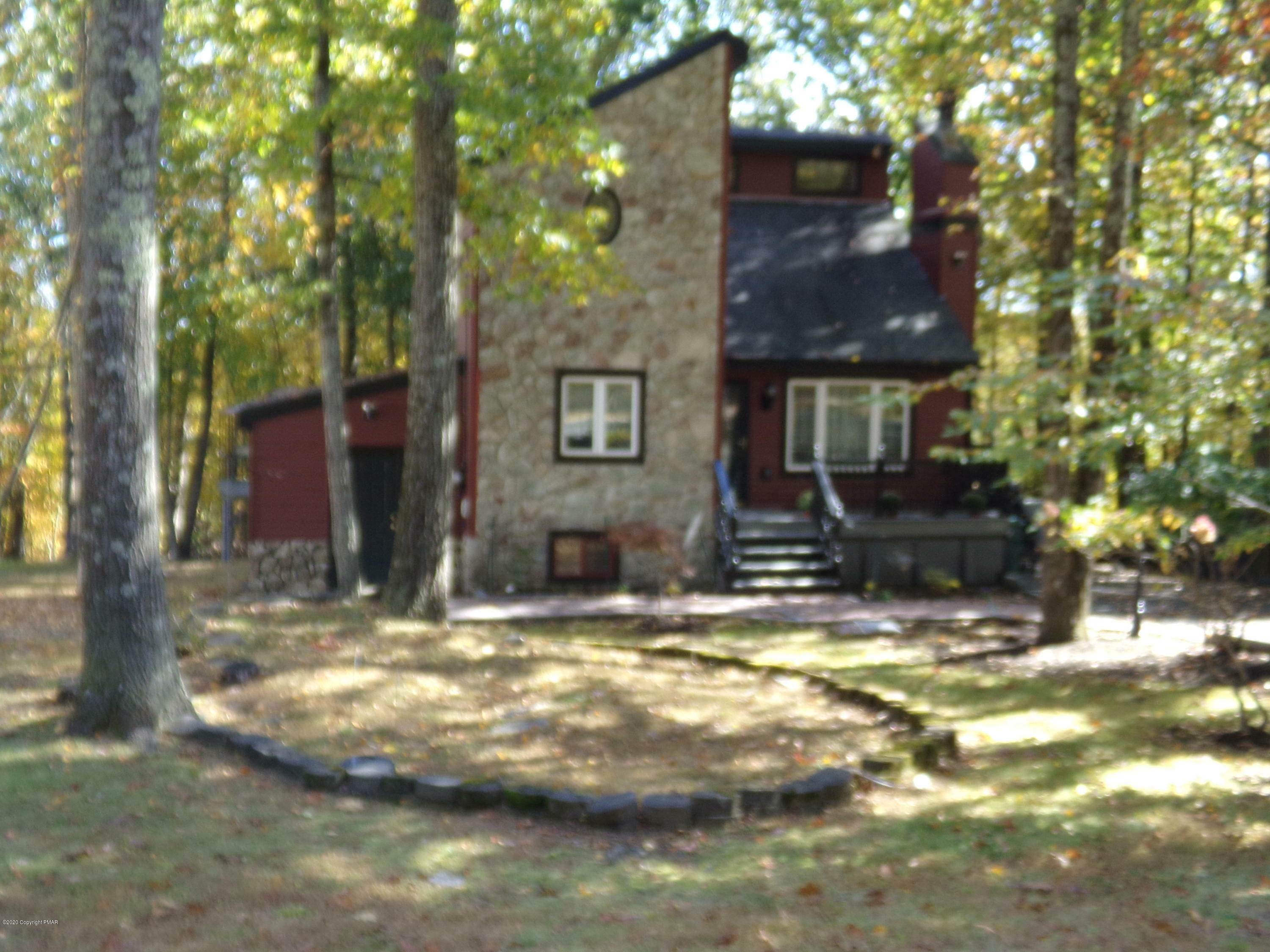 Property Photo:  564 Whippoorwill Drive  PA 18324 