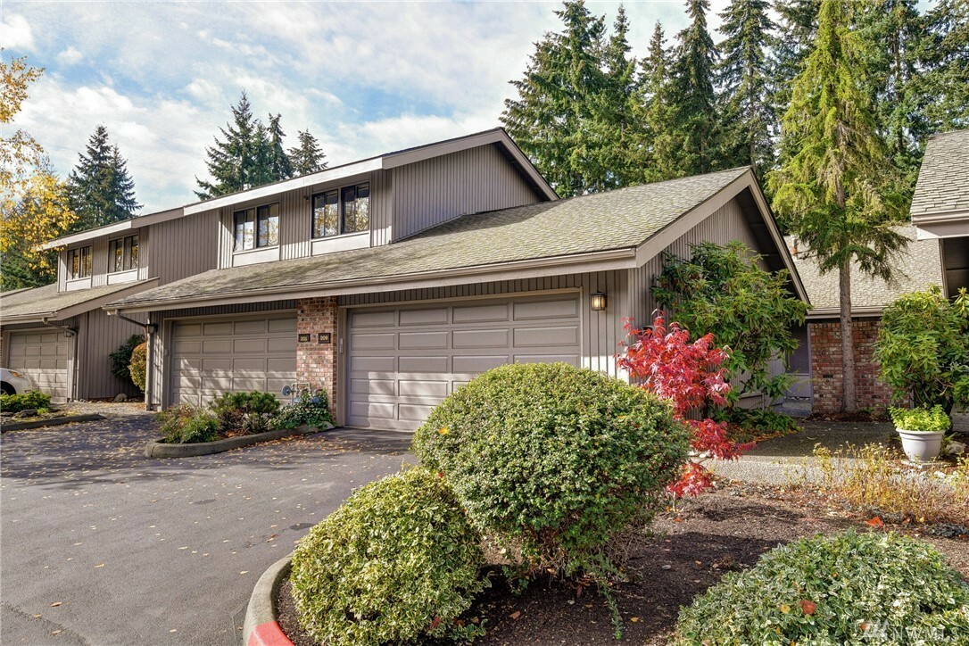 Property Photo:  209 142nd Place NE  WA 98007 