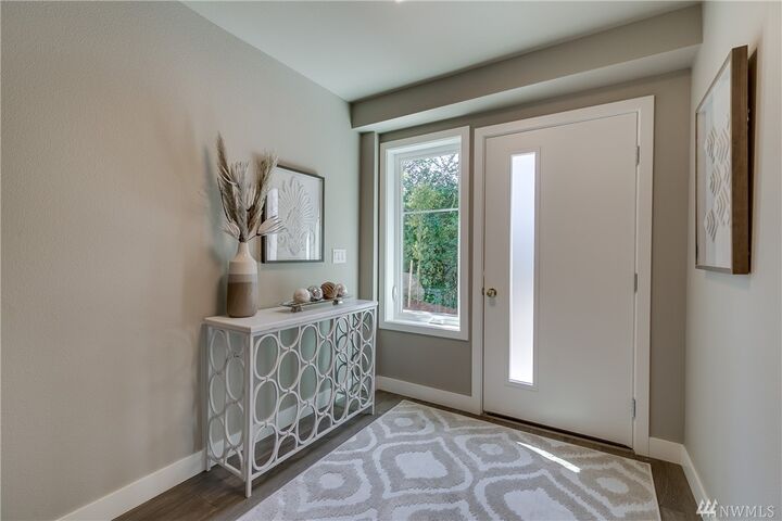 Property Photo: 17720 80th Ave NE 106 WA 98028