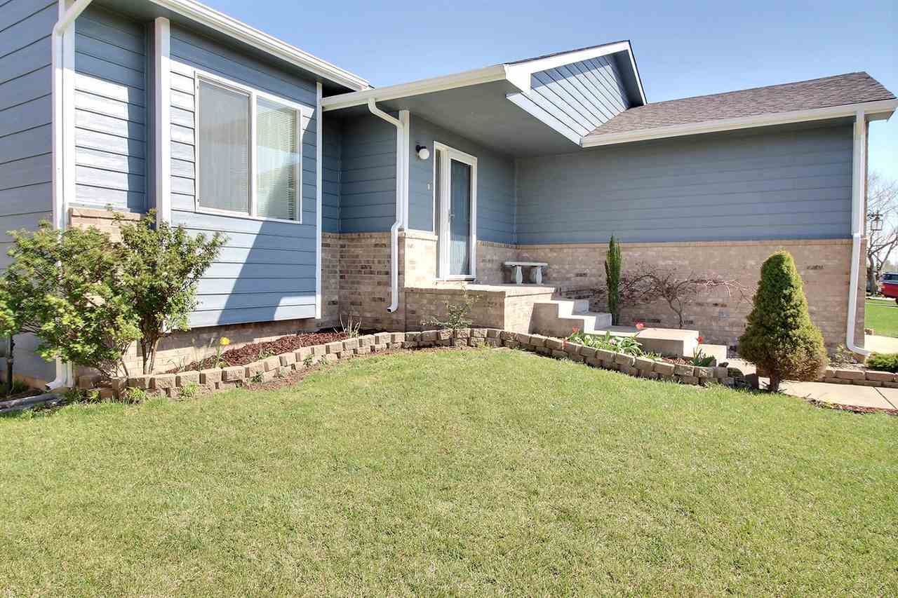 Property Photo:  1730 S Herrington St  KS 67207 