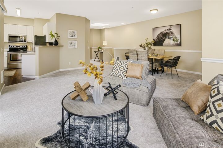 Property Photo:  17604 134th Lane SE 17618  WA 98058 