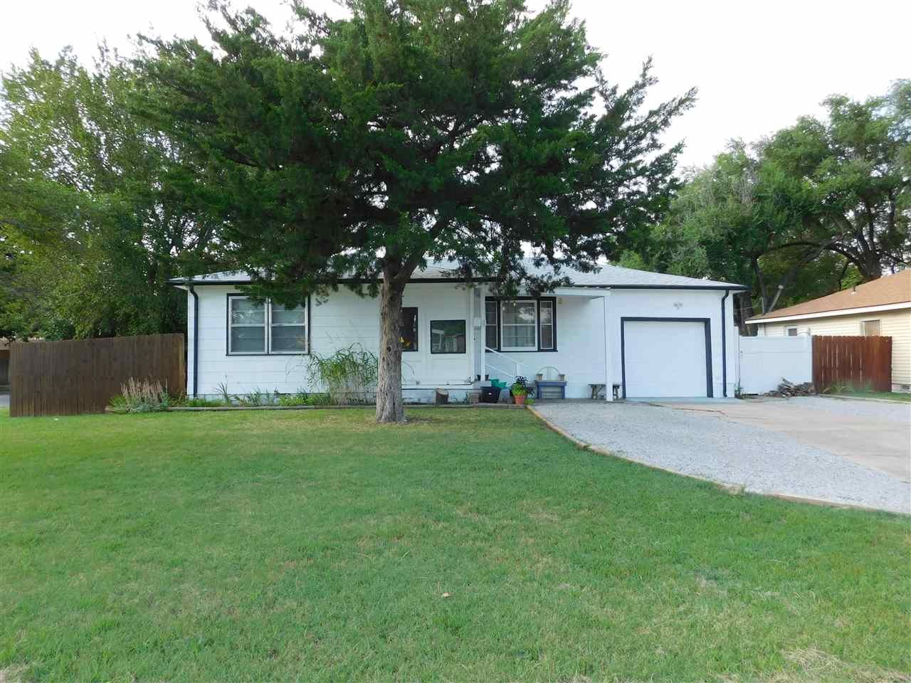 Property Photo:  1538 W 27th St. South  KS 67217 