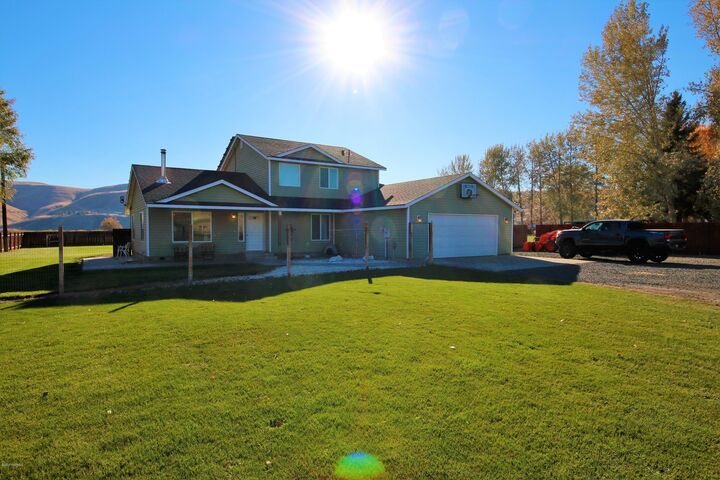 7772 N Wenas Rd  Selah WA 98942 photo