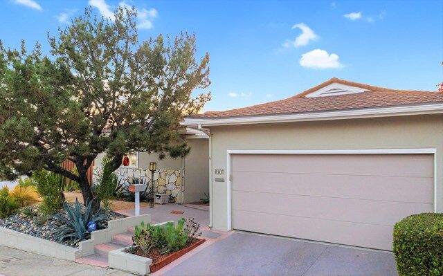 Property Photo:  1001 Fortune Way  CA 90042 