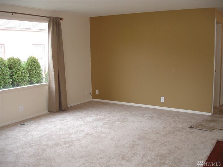 Property Photo:  9508 Wallingford Ave N  WA 98103 