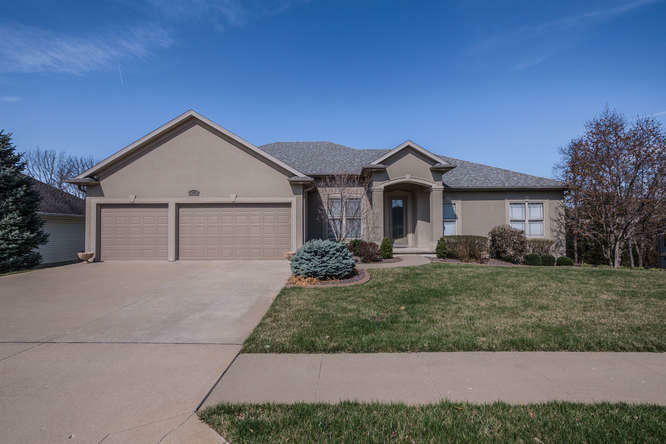 Property Photo:  3811 Trefoil Dr  MO 65203 